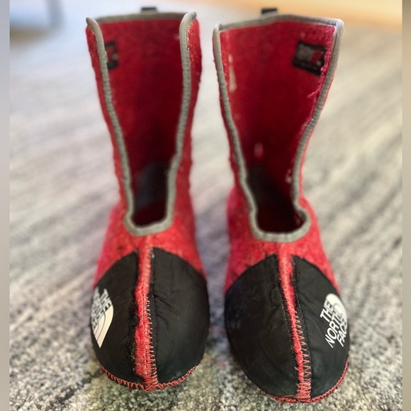 The North Face Kids Alpenglow Snow Boots - size 4 - Picture 6 of 10